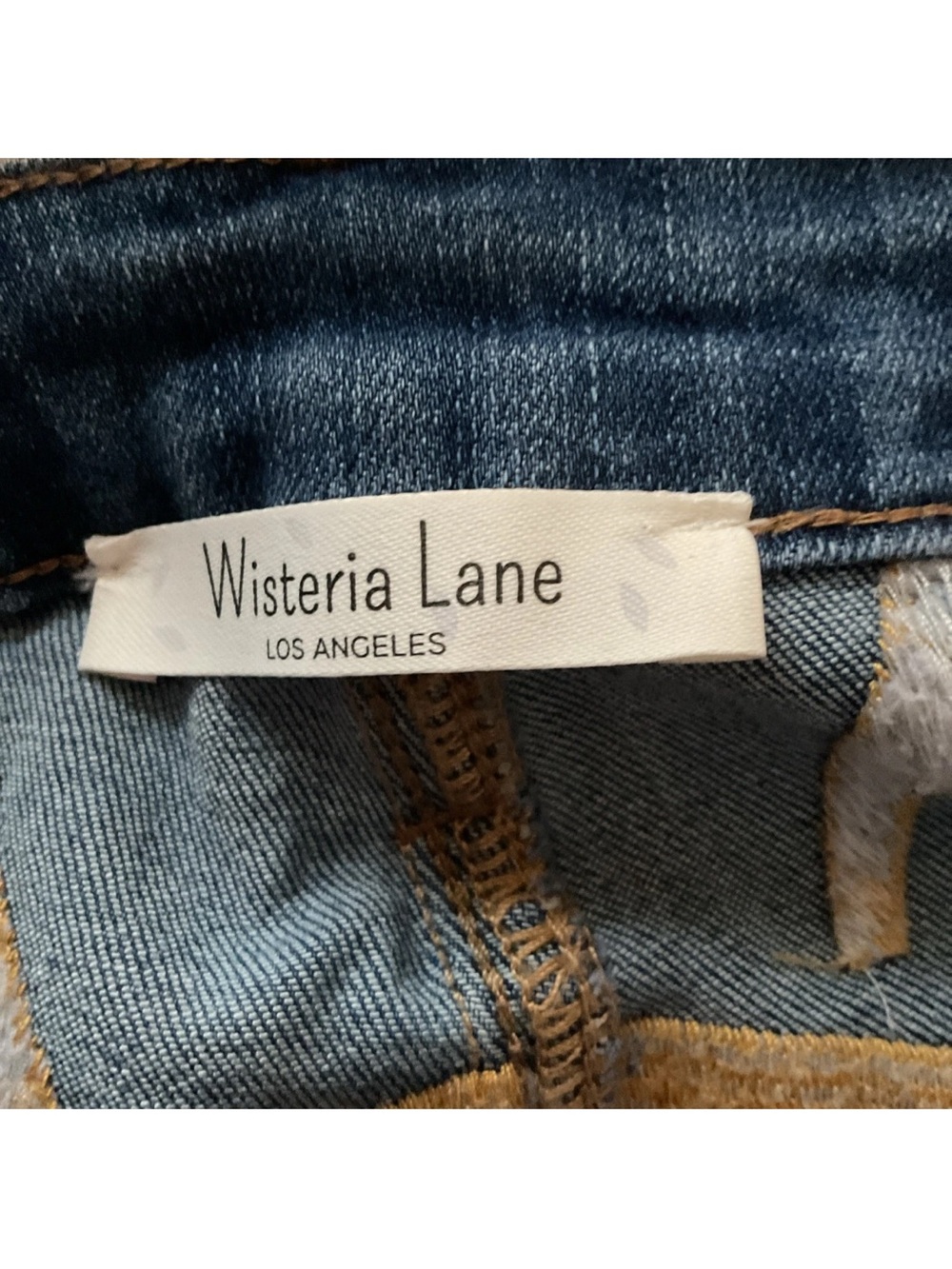 Festival-Ready High-Rise Flare Jeans in Blue with Sunset Embroidery - Picture 6 of 7
